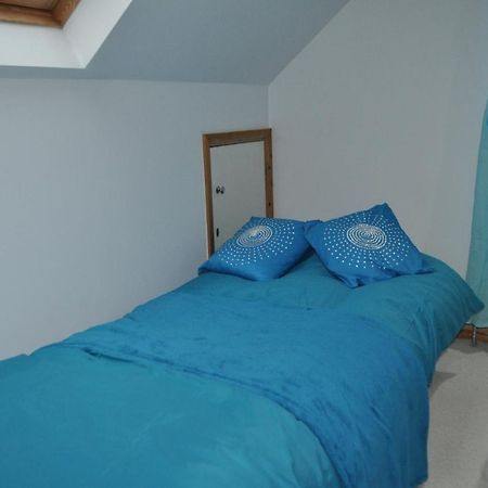 Meadow Oak Accommodation Бодмин Екстериор снимка