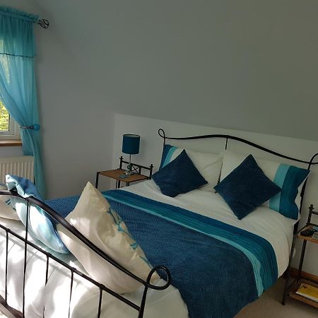Meadow Oak Accommodation Бодмин Екстериор снимка