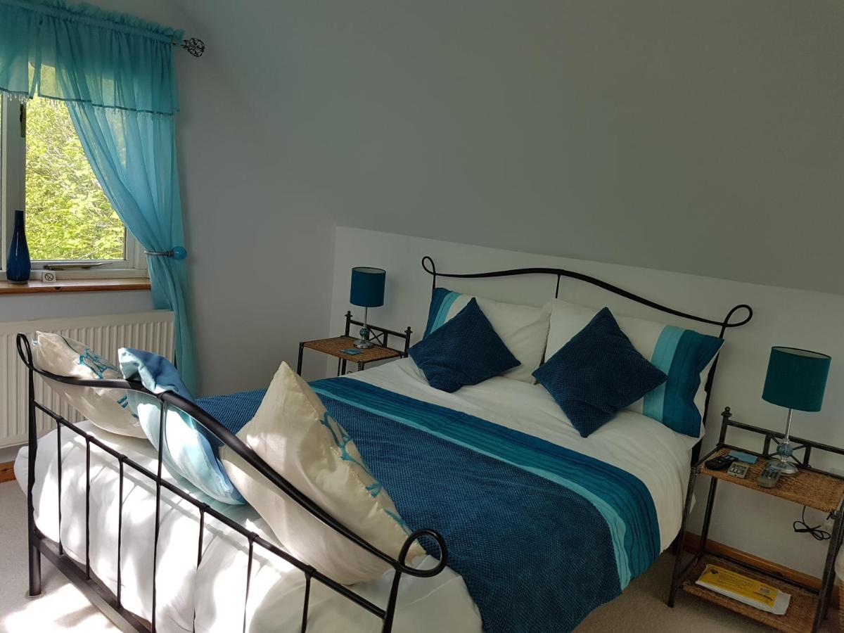 Meadow Oak Accommodation Бодмин Екстериор снимка